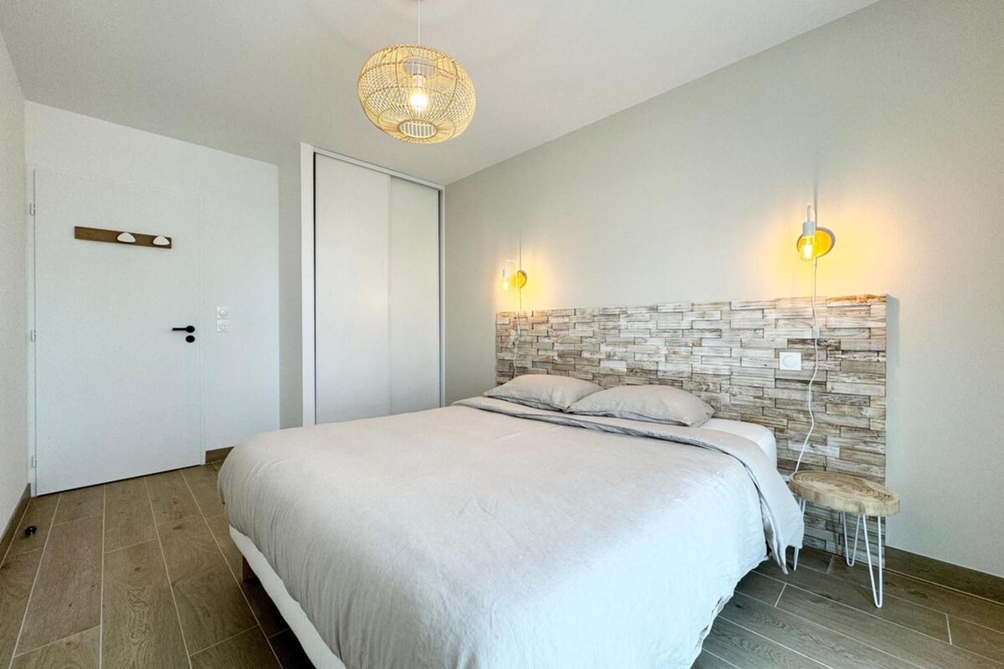Appartement T3 De Standing Plein Bourg - 100m Des Plages *